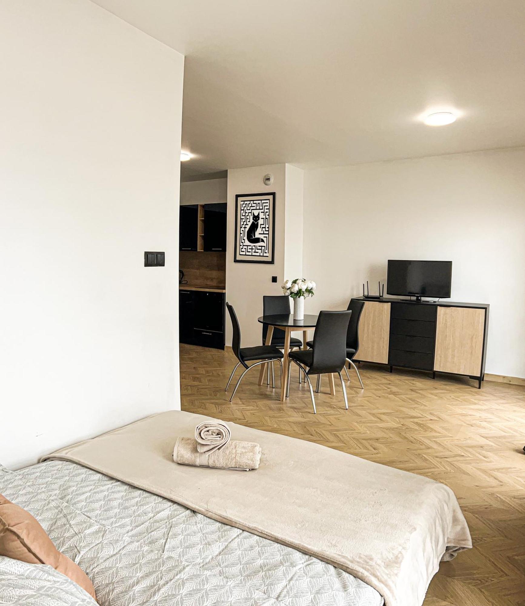 Apartament Renard Rzeszow Ngoại thất bức ảnh